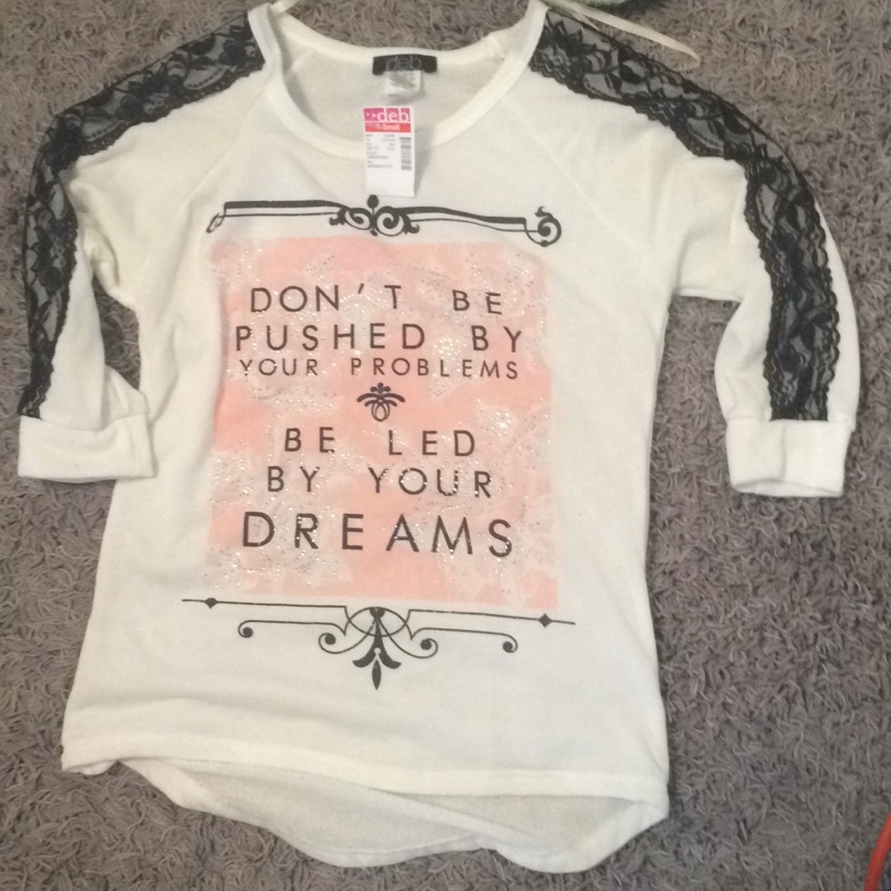 NWT 3/4 sleeve shirt with lace accents sz xs